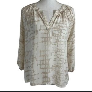 Cynthia Rowley Elbow Length Light Chiffon Subtle Snake  Print Blouse/Top Size M